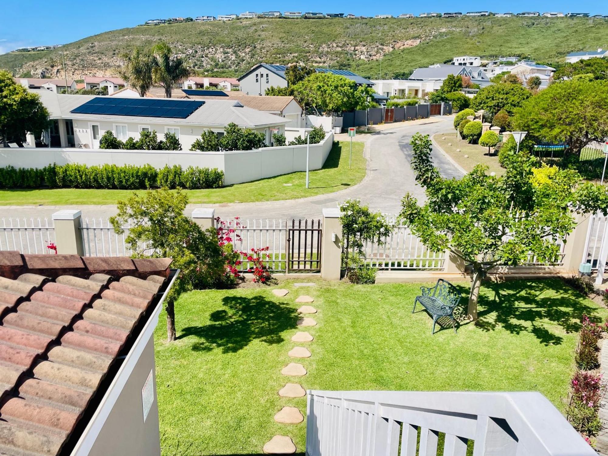 Calm Waters Guesthouse Plettenberg Bay Exterior foto